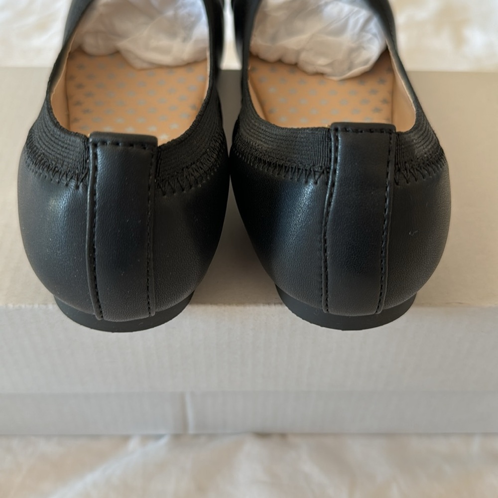 Black Patent Leather Ballet Flat - Picture 3 of 5